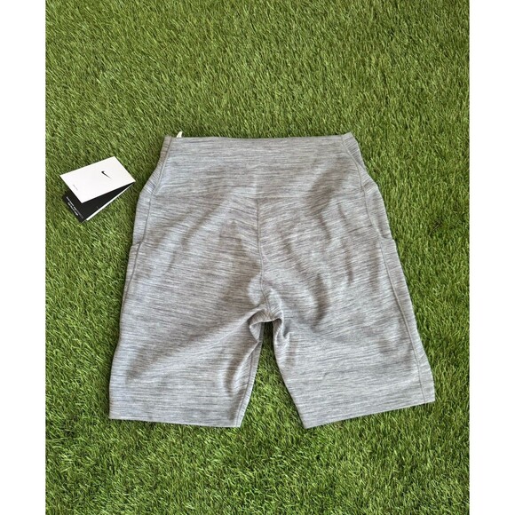Nike Women’s Dri-FIT One High-Rise 8" Pocket Shorts- Grey- Size Large Brand New - Picture 6 of 6